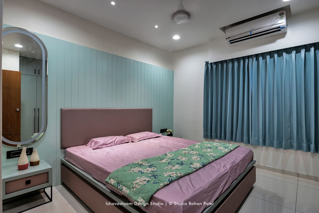 Bedroom in teal palette